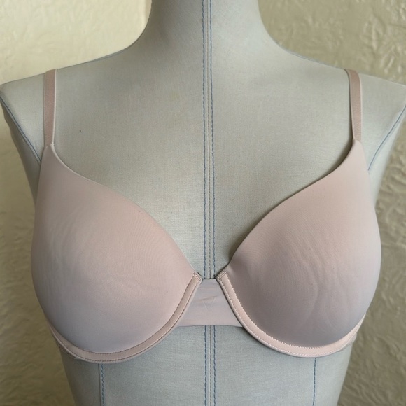 Victoria’s Secret T-Shirt Lightly Lined Demi Bra Pale Pink Lace Wings 34C - Picture 1 of 9
